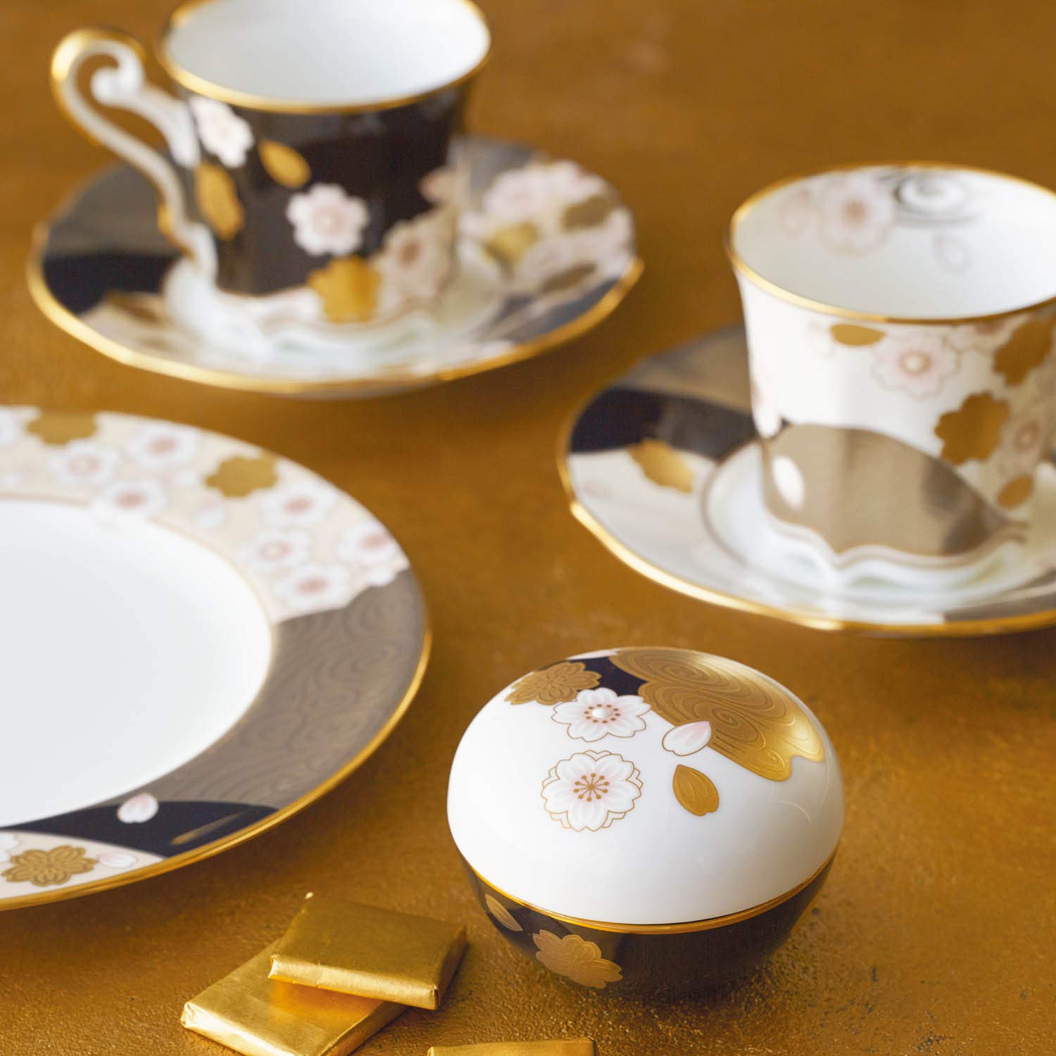 Amazon.co.jp: Noritake ノリタケ プレート 21cm あやみなも ボーン