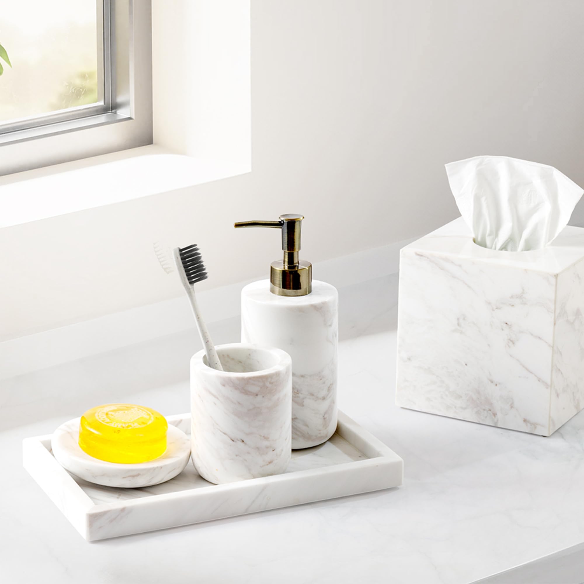 Set di accessori da bagno in marmo naturale italiano, 3 pezzi, bianco | Set di accessori da bagno con portaspazzolino, dispenser di sapone e portasapone. In marmo italiano (WH054)