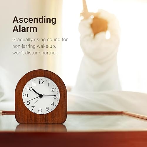 Miniatura 7 de Reloj despertador analógico vintage de madera maciza, funciona con pilas, con luz nocturna no interrumpida, reloj despertador sin tictac con botón