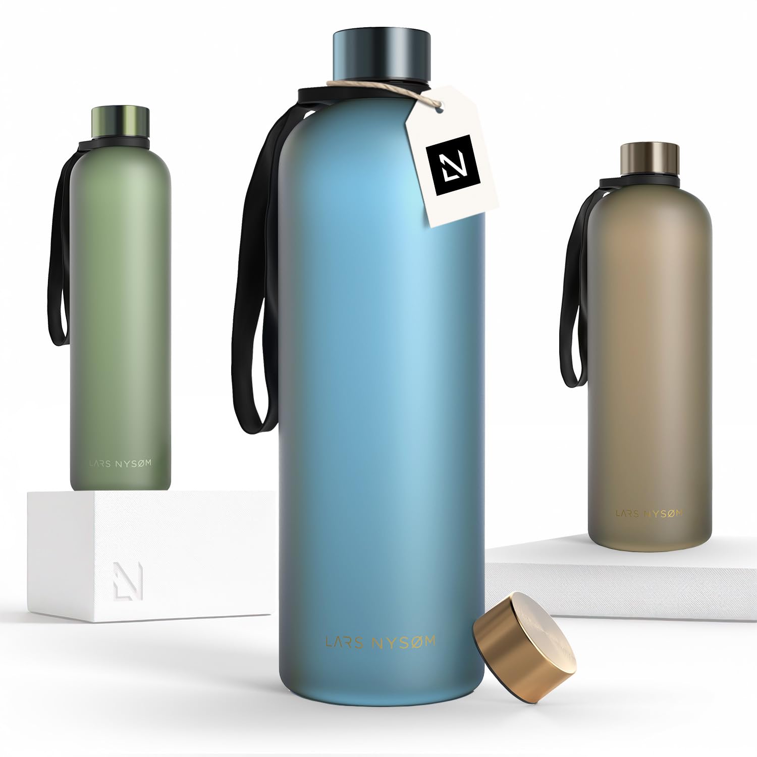 Lars Nysøm Calypso Blue - Gold Water Bottle 51Oz | Drinking Bottle 1,5Liter | Ultralight Tritan Sports Flask Leak-Proof | Ideal For Sports, Office, Yoga | 2 Lids Included (Blue - Gold, Xl 1500Ml)