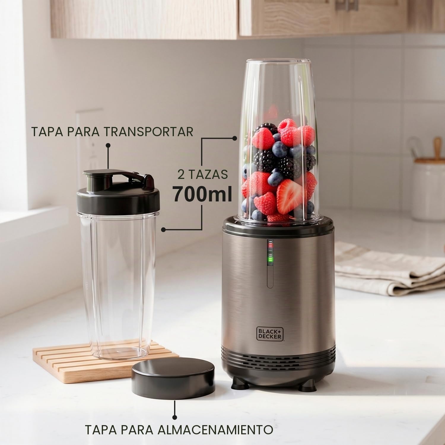 Black+Decker- Batidora de vaso individual | 1000W | 700ml | 2 Vasos Portátiles de Tritán | Cuchillas Inox 304 | Pica Hielo | Apta para Lavavajillas | Base Antideslizante | Acabados Antihuellas