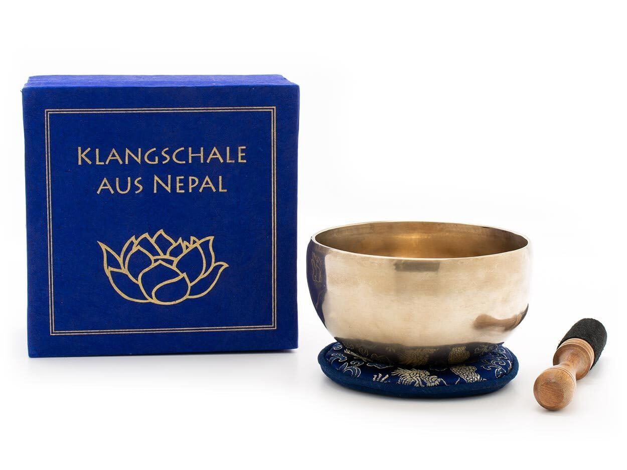 Klangschale in blauer Geschenkbox S mit Lotus-Aufdruck und Zubehör: Traditionell gefertigte Klangschale in Geschenkbox mit Lotussymbol aus Nepal