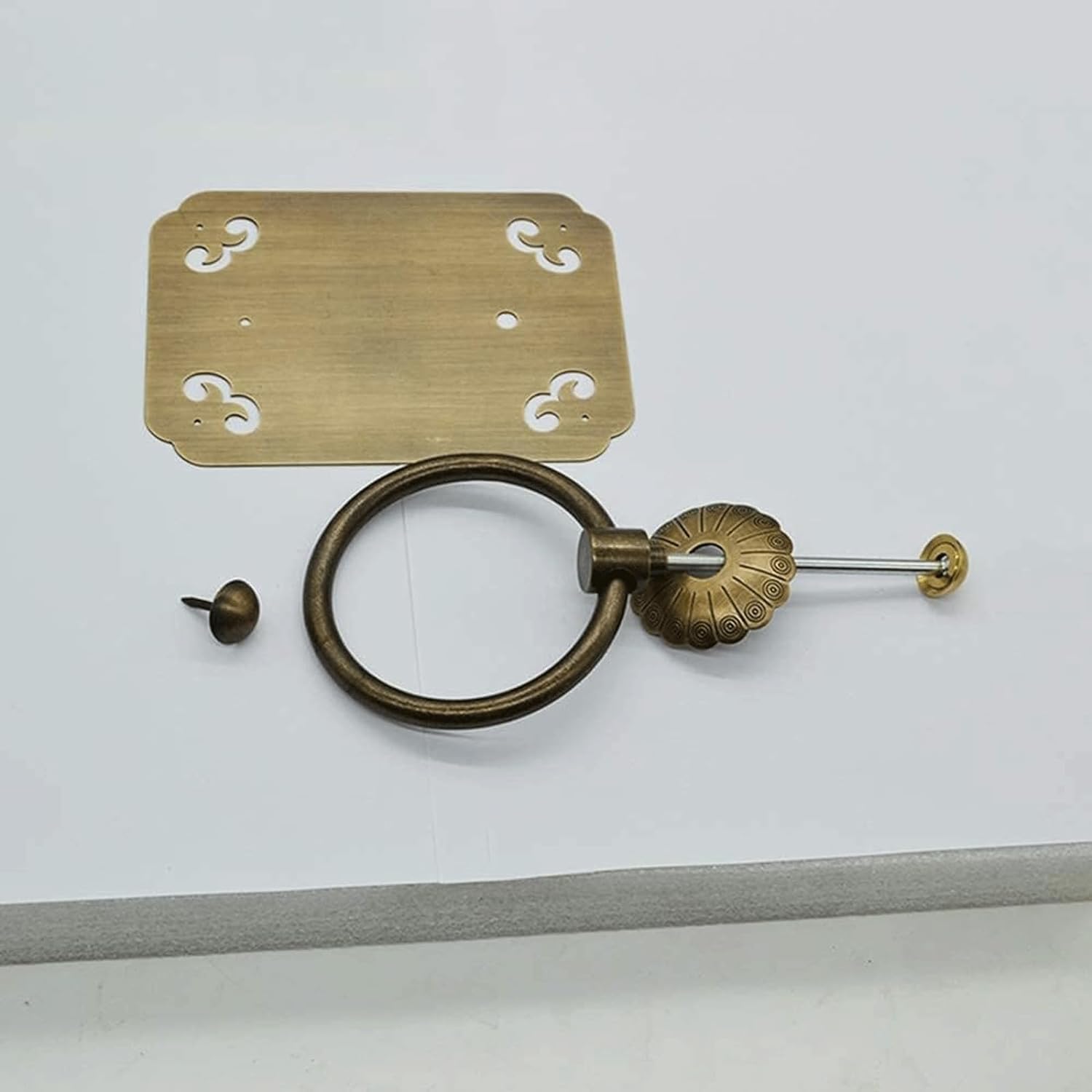 TIST Iron Door Knocker Brass Antique Style Door Knock Wall Art Decorative Door Handle for Home Front Door Door Ring Knocker Surface-Mounted Installation(Bronze)