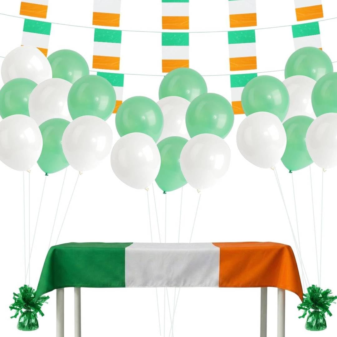 Zestaw imprezowy na Dzień Świętego Patryka – białe i zielone balony lateksowe, obrus z flagą irlandzką i chorągiewki, obciążniki balonowe, zasłony na drzwi - irlandzcy kibice sportu zastawa stołowa