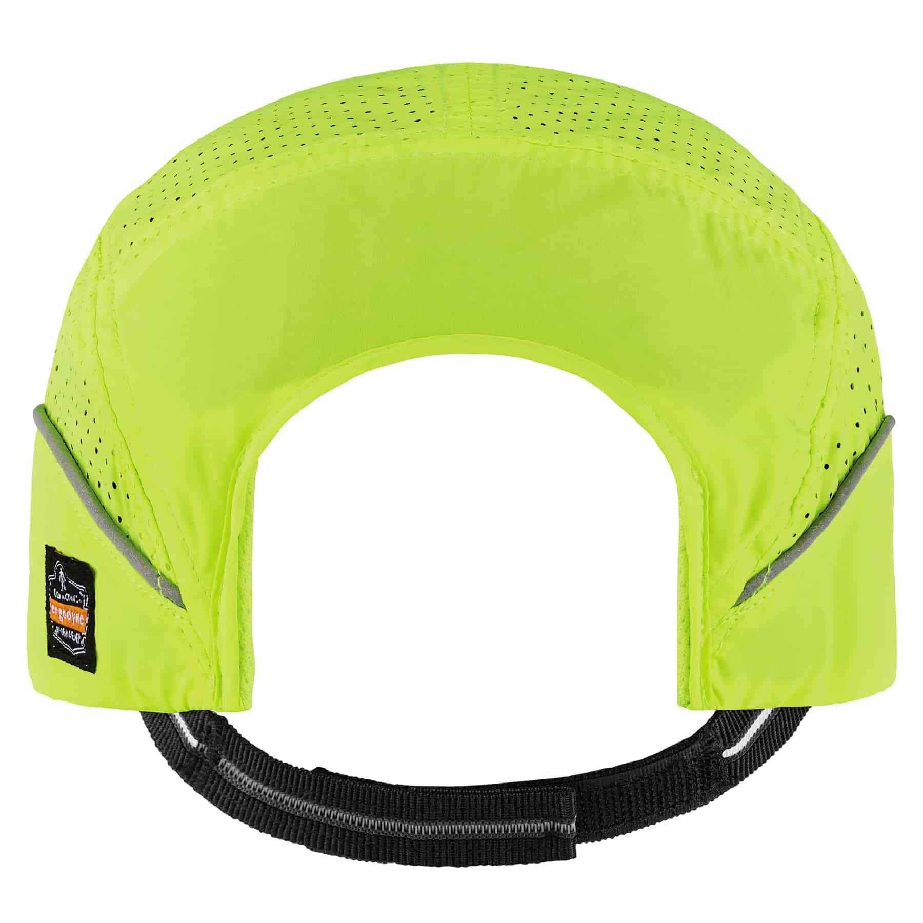 Casquette légère, Bord Court