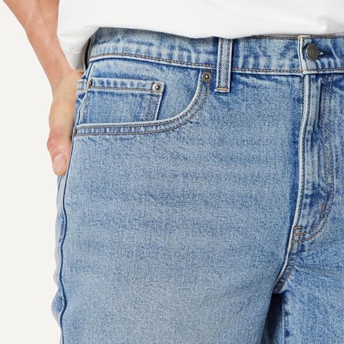 Amazon Essentials Men's Heavyweight Stretch Straight-Fit Jean Shorts, Authentic Medium Wash, 36 - 4