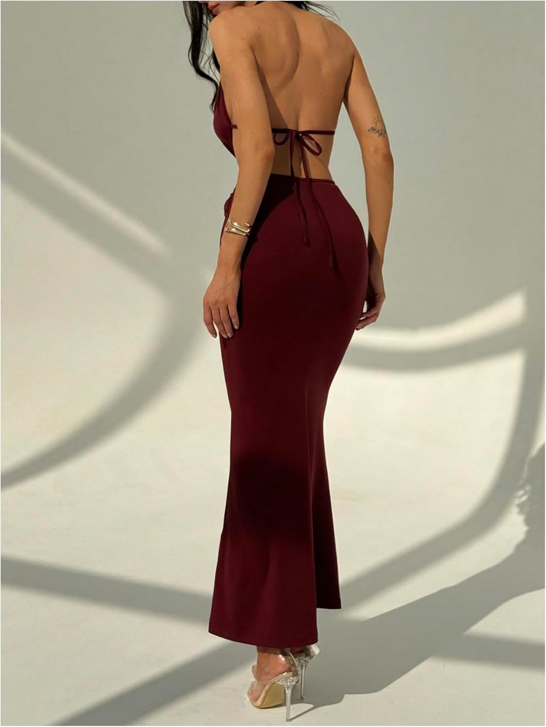 WDIRARA Women's Cut Out Tie Backless Halter Maxi Dress Sexy Sleeveless Ring Linked Fishtail Bodycon Dresses - Image 2