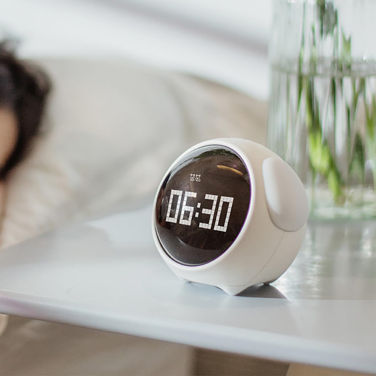 Zerodeko Digitaler Wecker mit Licht für Junge Mädchen 5 Alarmzeiten Langlebige Batterie 1500mah LED Nachtlicht Abs PC Silikon Gehäuse als Schlaftrainingsuhr