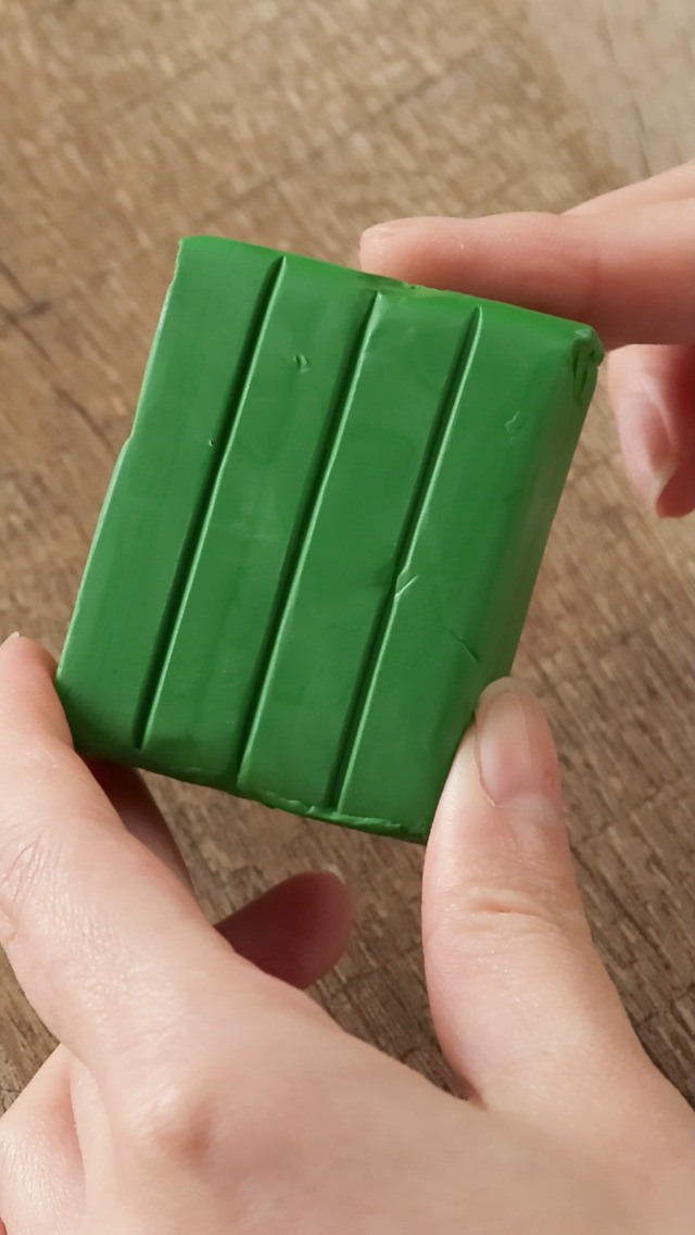 Amazon.com: Sculpey III Polymer Oven-Bake Clay, Leaf Green, Non