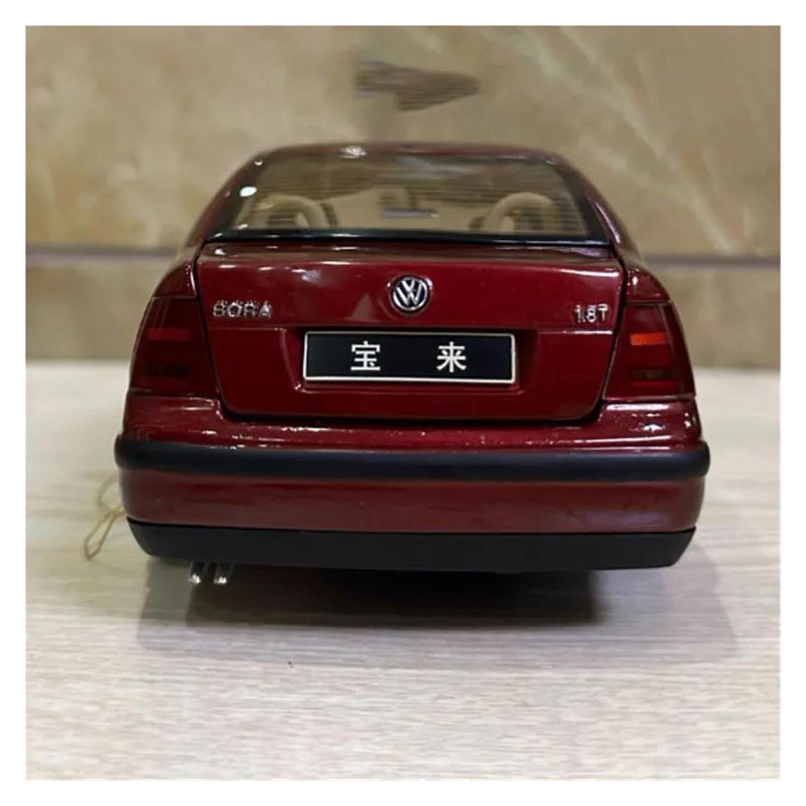 Metallo Scala Replica Modellino Di Auto In Lega Pressofusa In Scala 1 18 Adatto Per Volkswagen BORA 2004 Modello In Statica Ornamento Natalizio Hobby Veicoli Giochi Set
