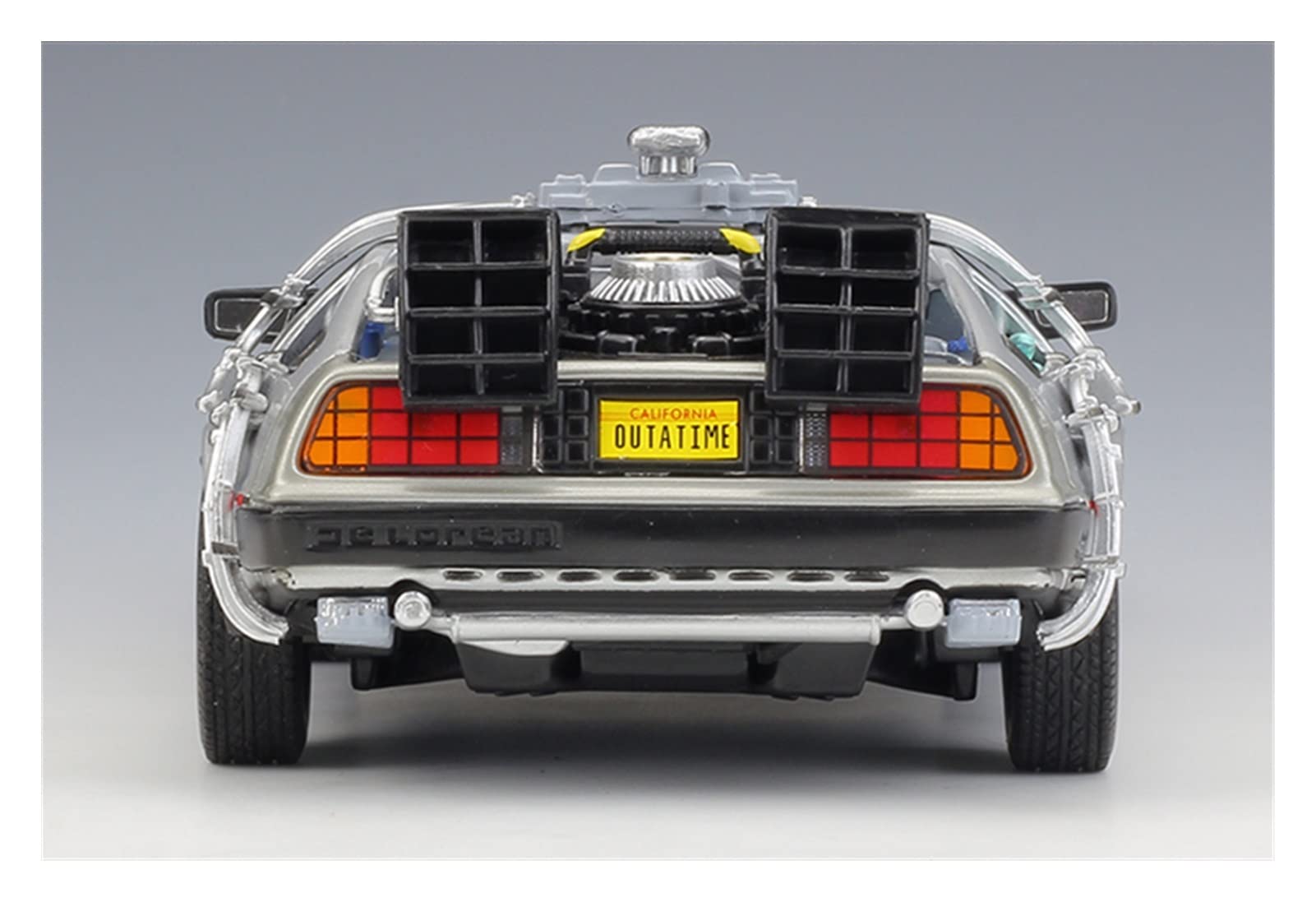 Amazon.co.jp: ミニカー スケールモデルカー 1:24 DMC-12 デロリアン