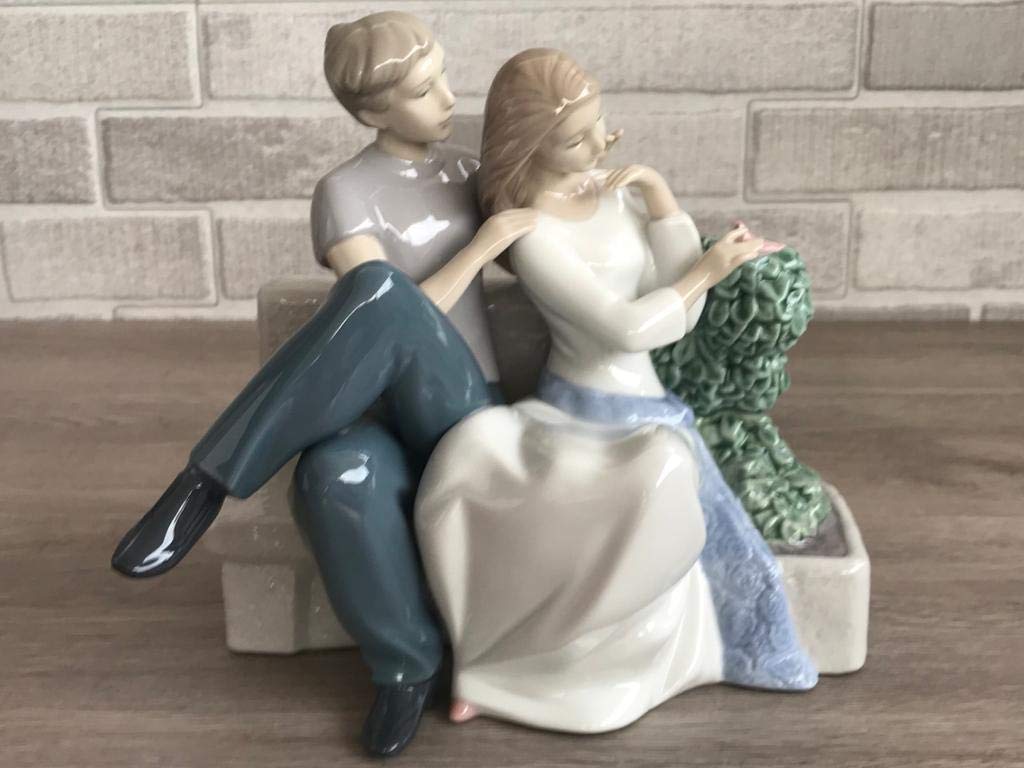 新品】リヤドロ NAO love is him 新品】リヤドロ NAO love is him