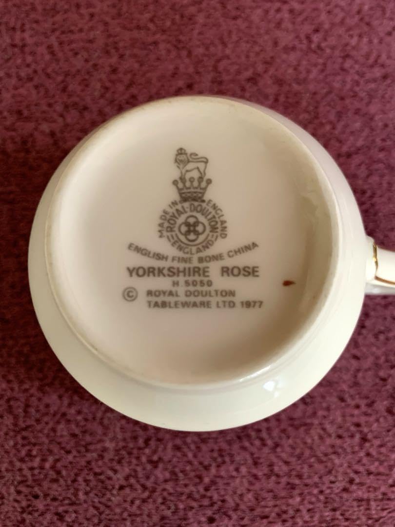 ロイヤルドルトン YORKSHIRE ROSE ヨークシャーローズ