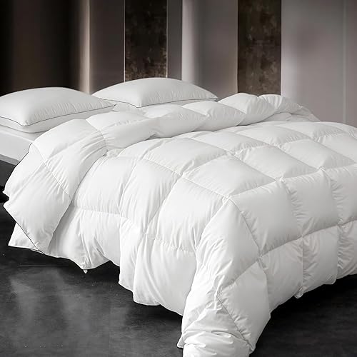 Down Fibers Comforter King Size,Luxurious All Seasons Hotel Collection Duvet Insert,54 Oz High Bulkiness Medium Warmth,Fluffy & Breathable for Bedroom, Guestroom, Hotel (White,106x90)