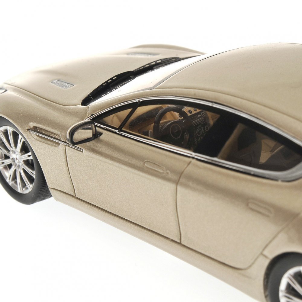 Amazon | 【MINICHAMPS/ミニチャンプス】1/43 アストン マーチン