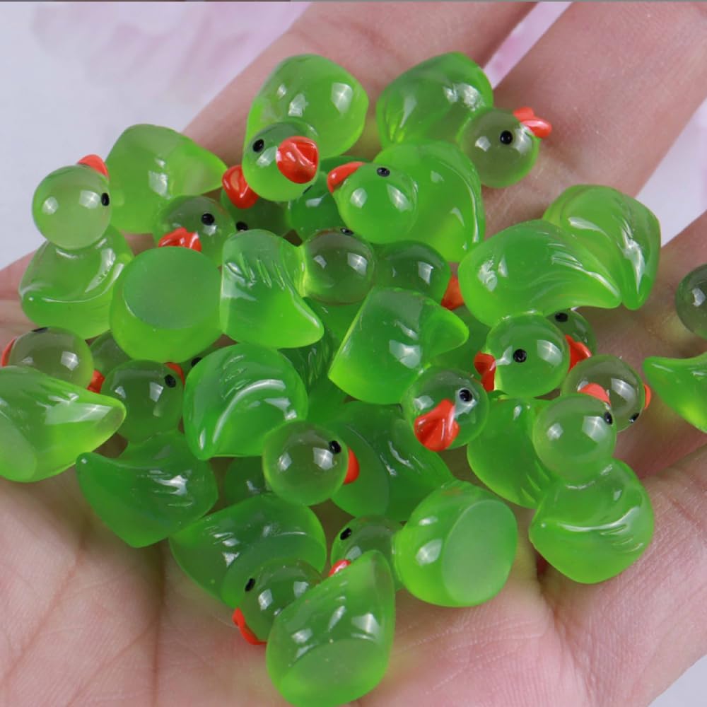 100pcs Mini Resin Duck,15 mm Dollhouse Décor Glow in The Dark for Aquarium Decor Micro Fairy Garden Landscape Hide,Seek Party Toys,Easter Basket Stuffer