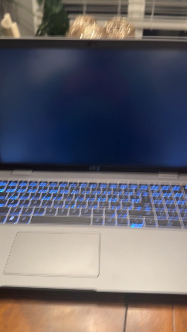 Watch Dell precision, laptop on Amazon Live