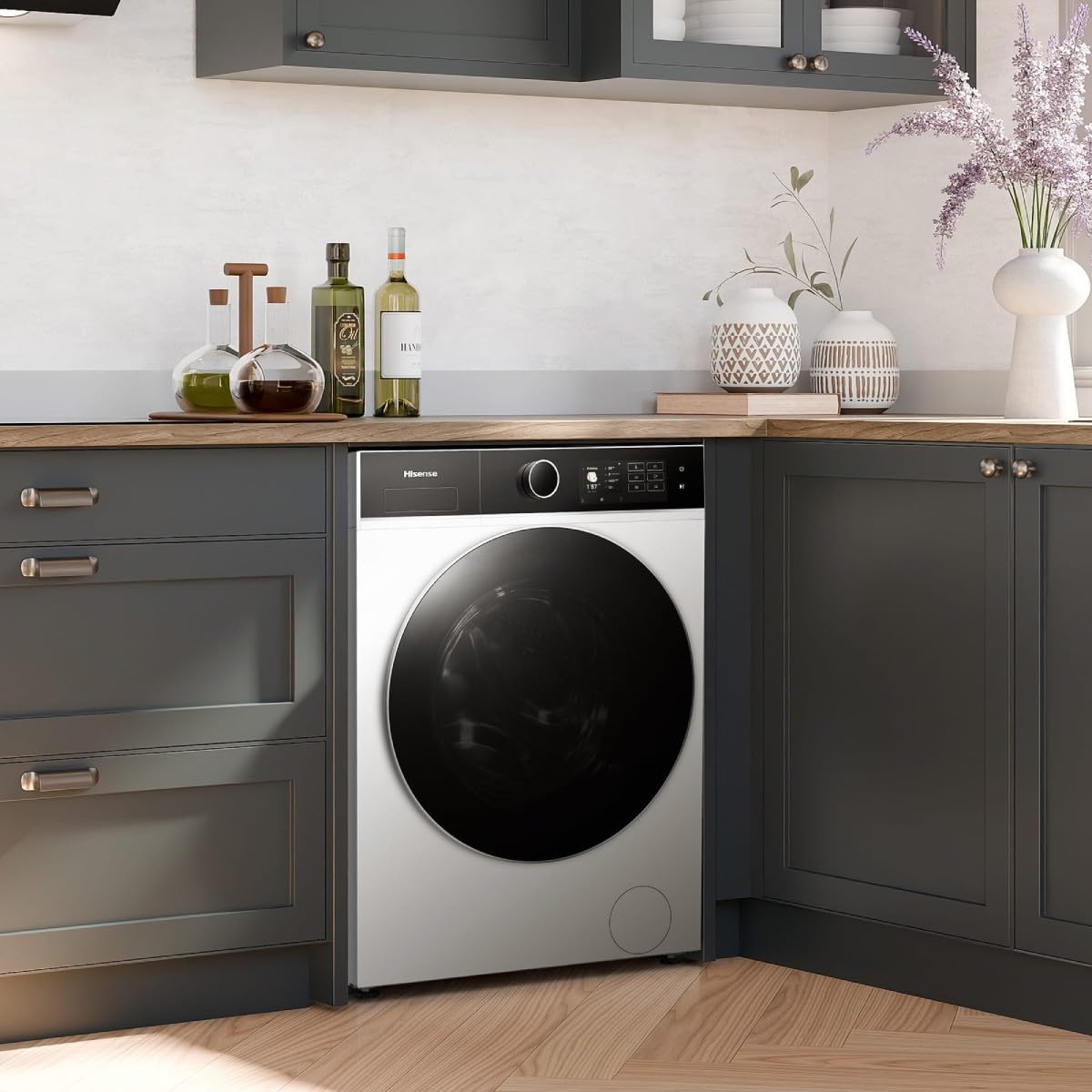 Hisense WF5I8043BWF Waschmaschine Slim mit Frontlader, 8 kg, Klasse A-30%, 1400 U/min, 15 Programme, Connectivity, Dampf, Refresh, Touch-Display, Maxi-Korb, Schnellprogramm