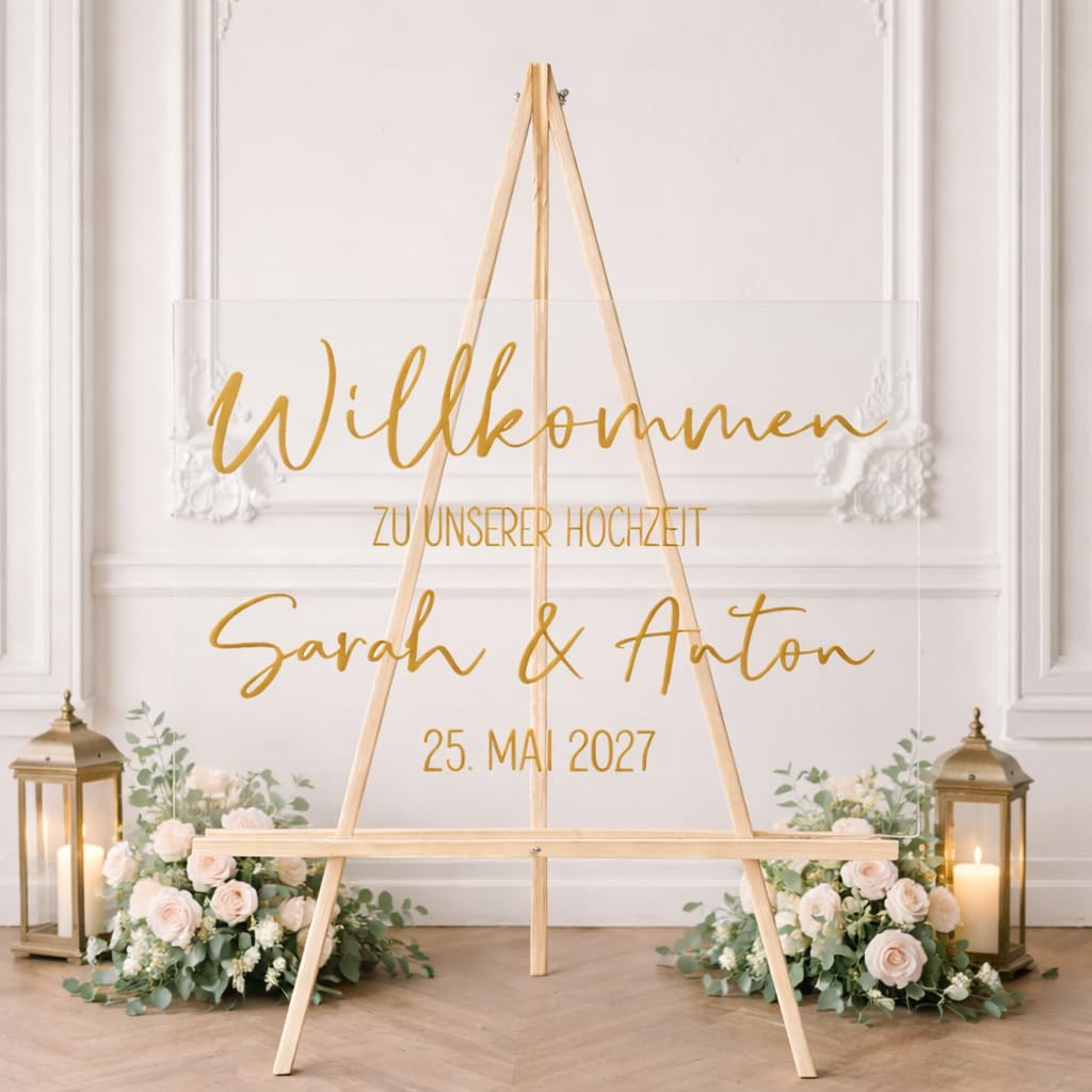 WILLKOMMENS-Schild für die Hochzeit personalisiert mit Namen des Brautpaares & Hochzeits-Datum Material: Acryl Farbe: transparent Druckfarbe Gold Größe A2 42,0cm x 59,4cm