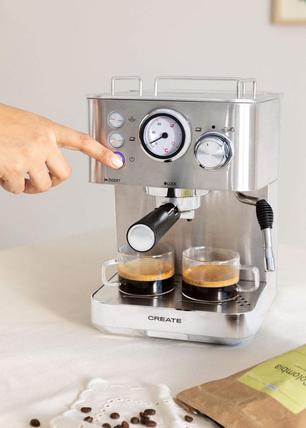 CREATE / THERA CLASSIC/Machine à espresso/Machine à espresso semi-automatique / 20 bars pour café moulu et monodose ESE, réservoir de 1,25 litre, 1100W