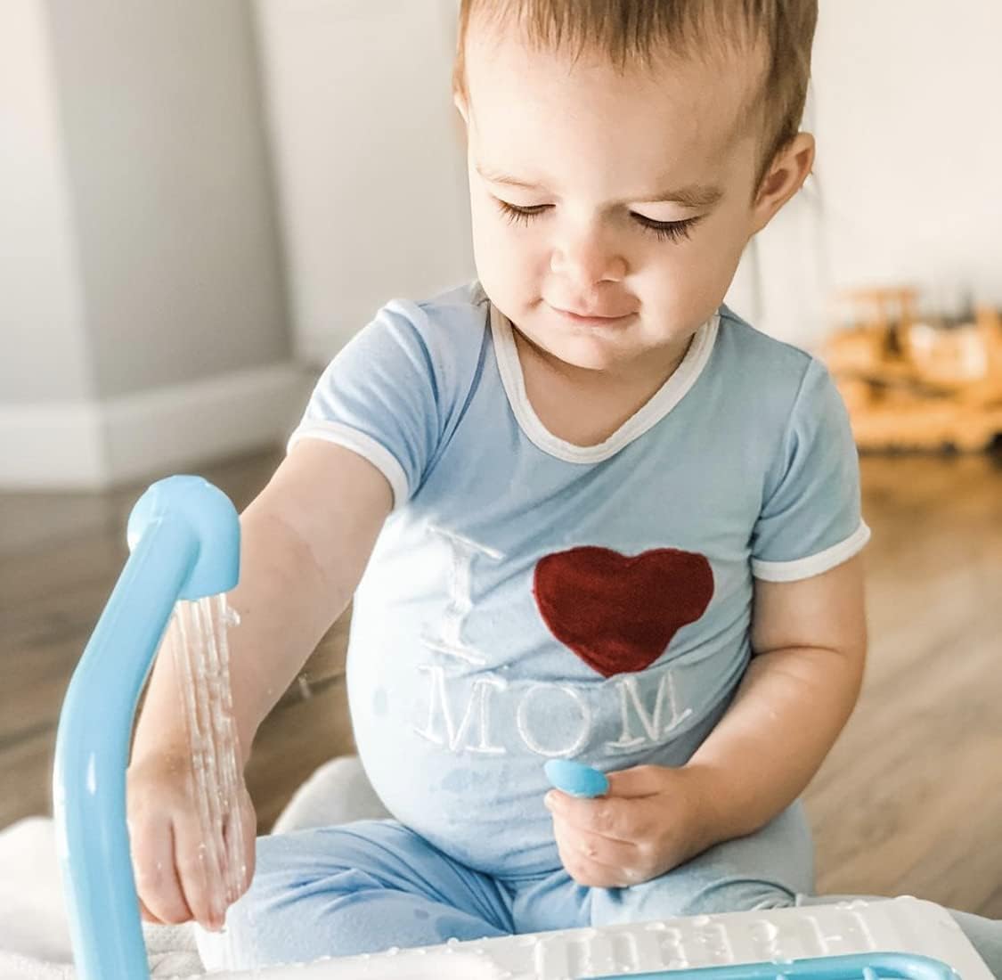 KicKee Two-Piece Applique Pajama Set with Short Sleeves, I Love Mom Pajamas
