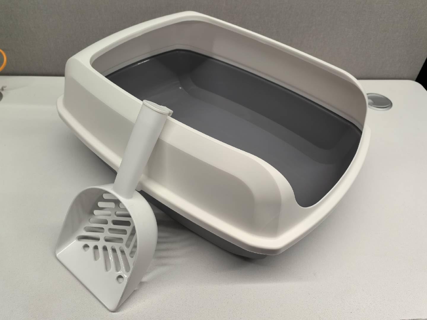 Feandrea Cat Litter Tray with High Sidewalls XXL Open Litter Tray with Scoop for Kittens and Large Cats Cloud White PPT010W101
