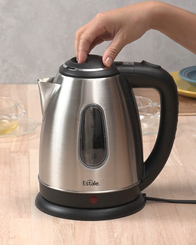 Estale やかん スタイルが おしゃれ ワンタッチ ステンレス 電気ケトル 2リットル (脱着可能なコードレスタイプ) MEK-26 dwos6rj Amazon | Estale やかん スタイルが おしゃれ ワンタッチ