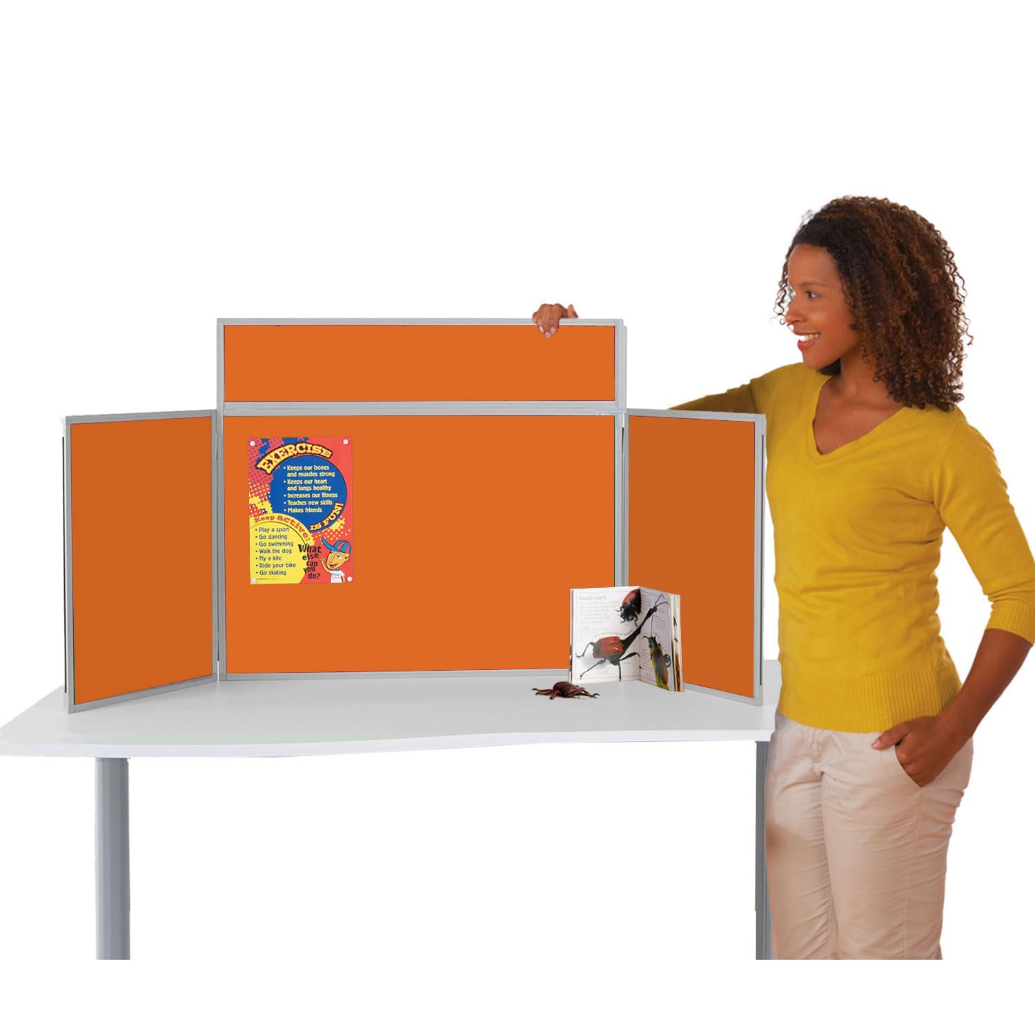 Wonderwall Tabletop Exhibition Folding 3 Panel Display Kit, Landscape, Lightweight, Orange Pinboard, PVC Frame, Clip-on Header & Storage Bag, for Office, School, Exhibition, Info Hubs