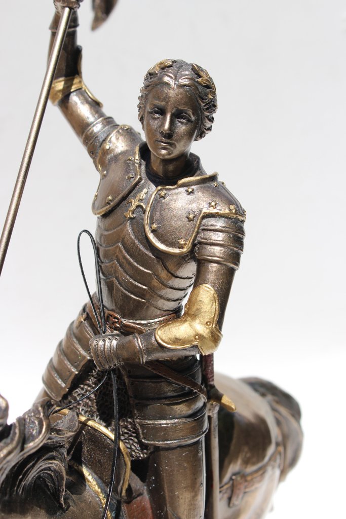 Statue de Jeanne d'Arc - Opus Magnum
