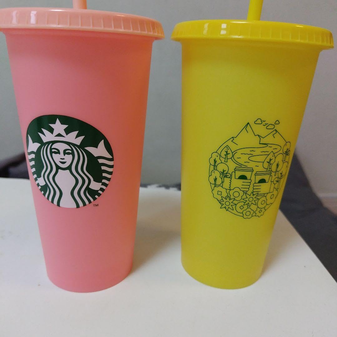 Starbucks Coffee - 色が変わるタンブラー　2組セット Starbucks Coffee - 色が変わるタンブラー 2組セットの通販 by