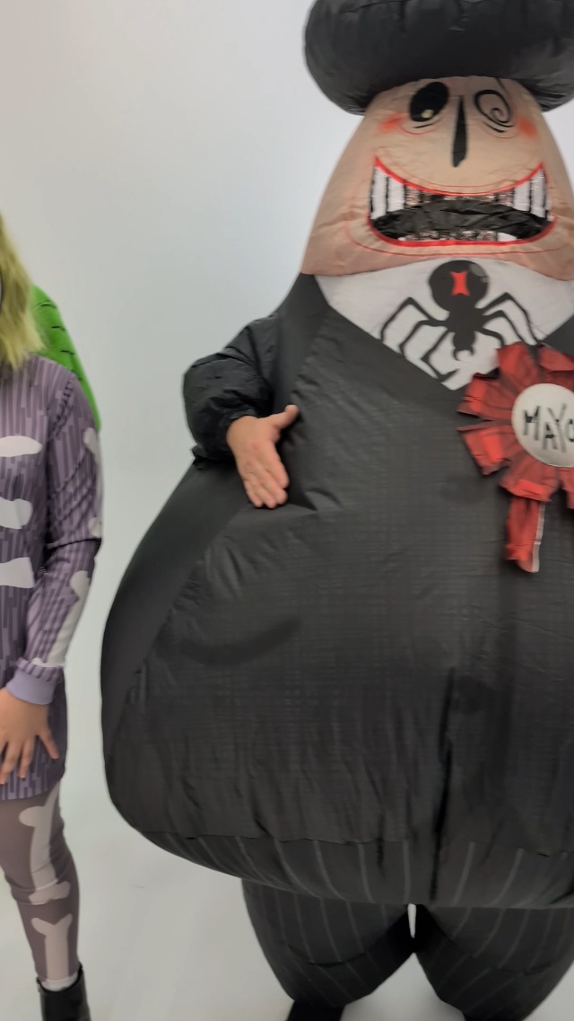 Amazon.com: Plus Size Deluxe Sally Costume | Womens Disney Nightmare Before  Christmas Outfit: Dress, Wig, Leggings & Leg Warmers 1X : Clothing, Shoes &  Jewelry