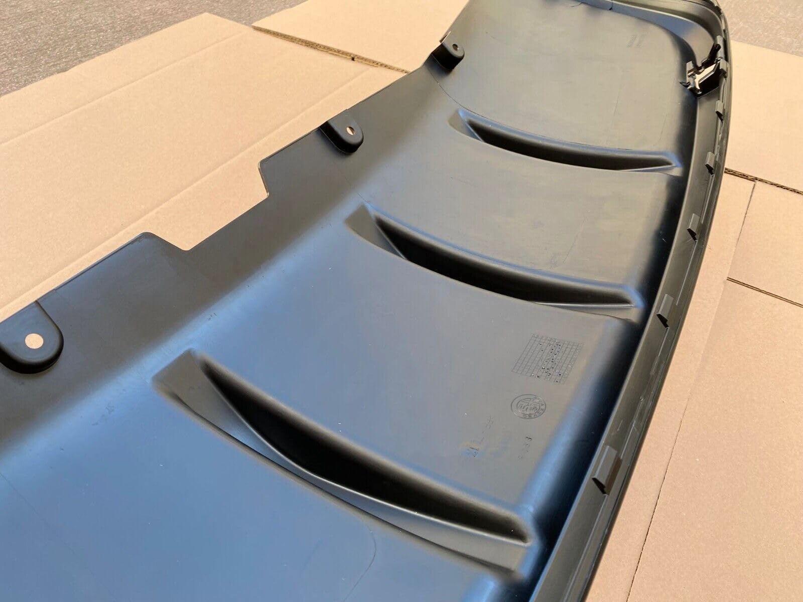 Spoiler Dam Paraurti Posteriore compatibile con Alfa Romeo Giulietta Bordo Nero Singolo Scarico