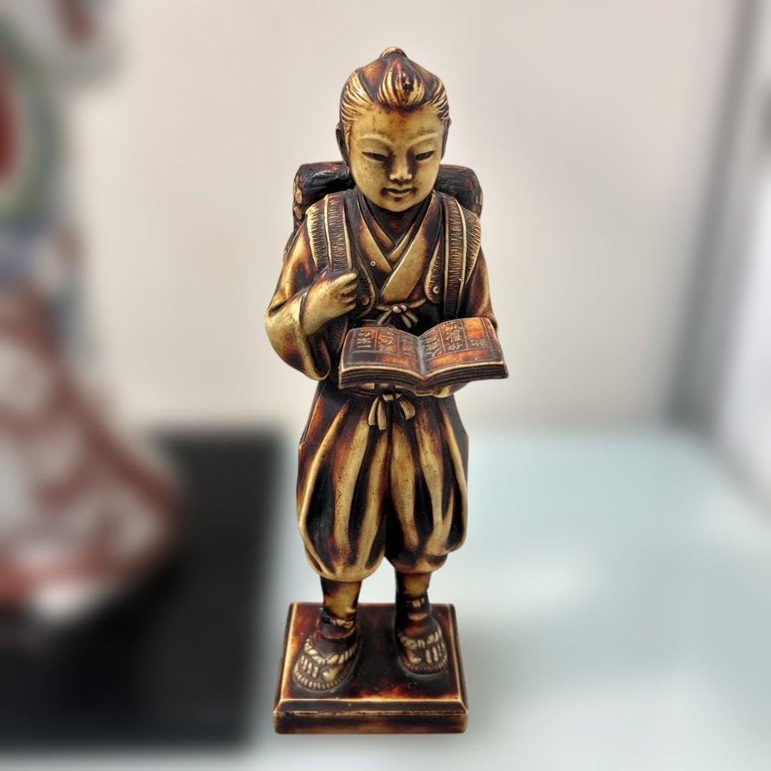 ☆柿右衛門　古伊万里　桜花文婦人立像　二宮尊徳像☆ Amazon.co.jp: 柿右衛門 古伊万里 桜花文婦人立像 二宮尊徳像 : ホビー