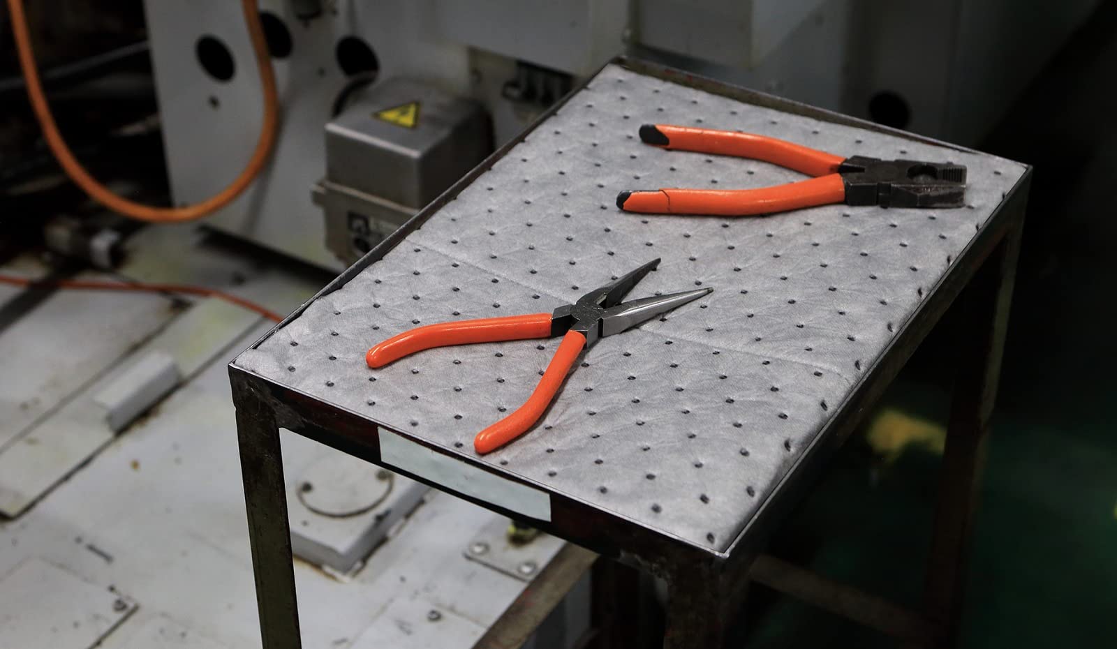 Amazon.co.jp: アブス ジャパン 液体用吸着マット MG454 水、油、溶剤