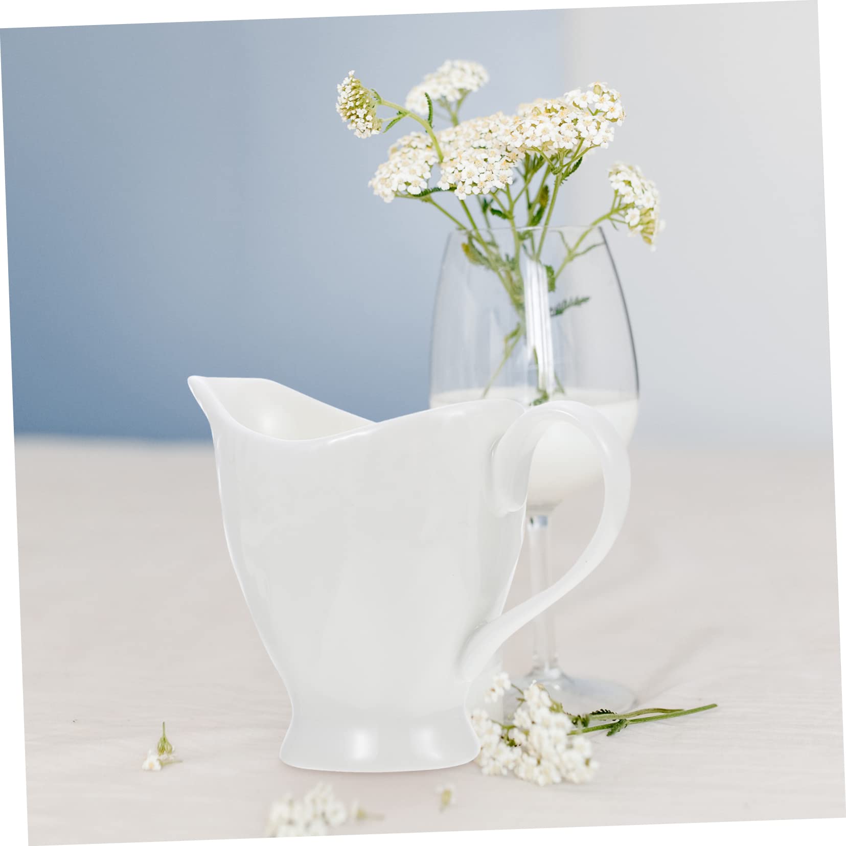 Cabilock Ceramic Milk Jug Milk Creamer Jug Small Cream Pitcher Mini Coffee Creamer Latte Art Milk Jugs Gravy Pourer Mini Containers Mini Dipping Bowl Creative Milk Jug White Ceramics