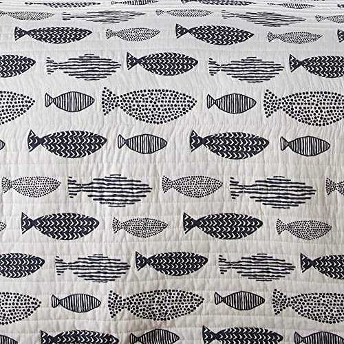 Plush & Soft 3 Piece 100% Cotton Reversible Christmas Quilt Queen/Full Size | Coastal Theme Kids Bedspread with Intricated Fish Geometric Pattern | All Seasons Farmhouse Bedding Blue/White Color Warm