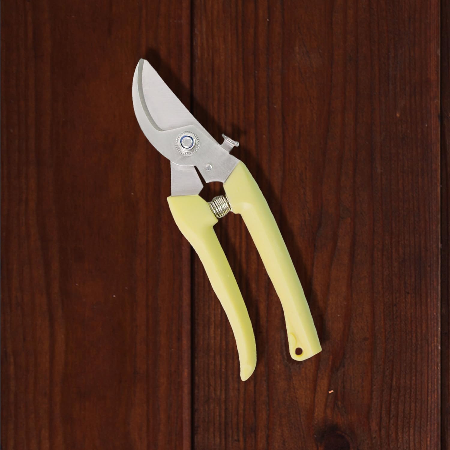 Oblivion Plant Cutter for Garden | pruners for Plants | Pruning Cutter for Plants | Hand Pruner Cutter | Wood Branch Trimmer | Heavy Duty Gardening Scissors | Pruners Scissor | Pruning Shears (1Pc) (B0CX5F9RTC) Amazon Price History, Amazon Price Tracker