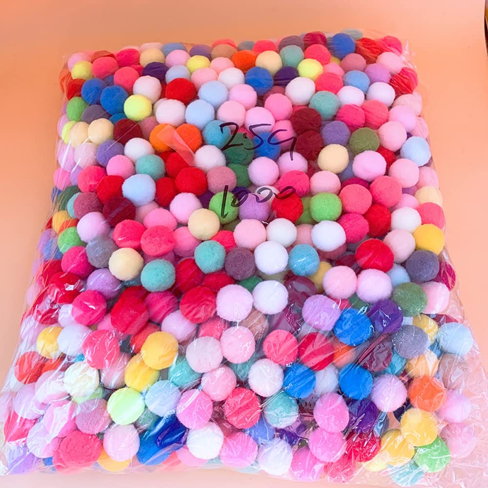 Rosso Pom Pom di Natale Mini Palline di Pom Soffici Pompon pompon di feltro palline di piccole Pom Poms per Lavoretti Decorazioni per Artigianato di Renne Natalizie Fai da Te 100PCS (2