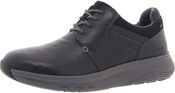Clarks Men's Motion Trek Plain Toe Sneaker