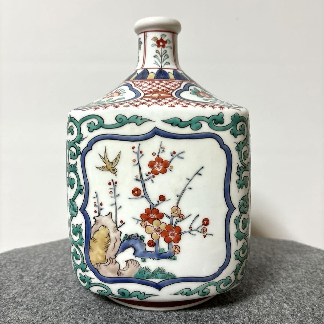 古伊万里　写し　花瓶 Amazon.co.jp: 古伊万里 写し 花瓶 : ホーム＆キッチン