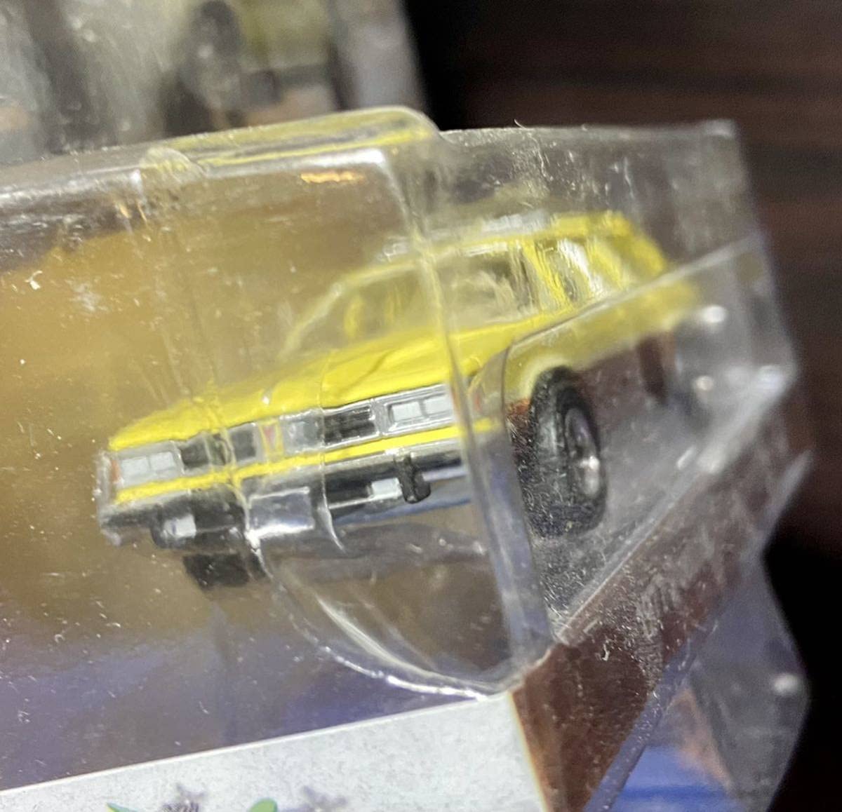 Amazon | 1977 ボンティアック グランドルマン サファリ 1/64 グリーン