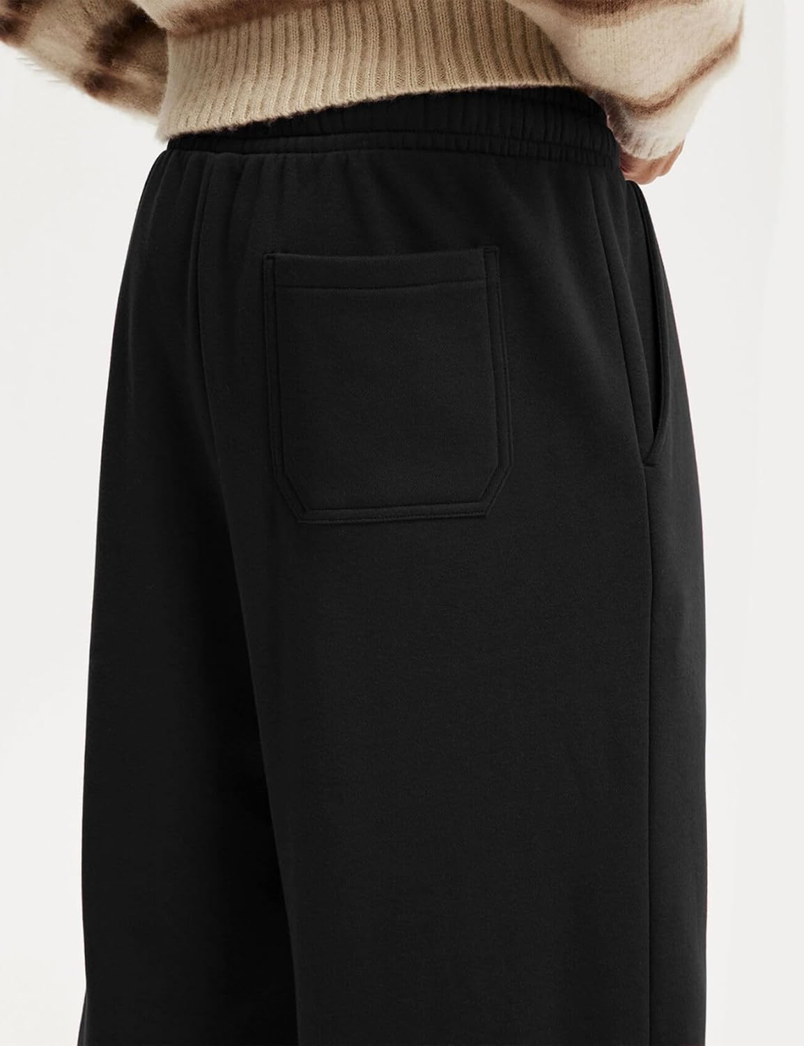 HeSaYep Men's Fleece Lined Sweatpants Baggy Wide Leg Lounge Sweat Pants with Pockets - Image 4