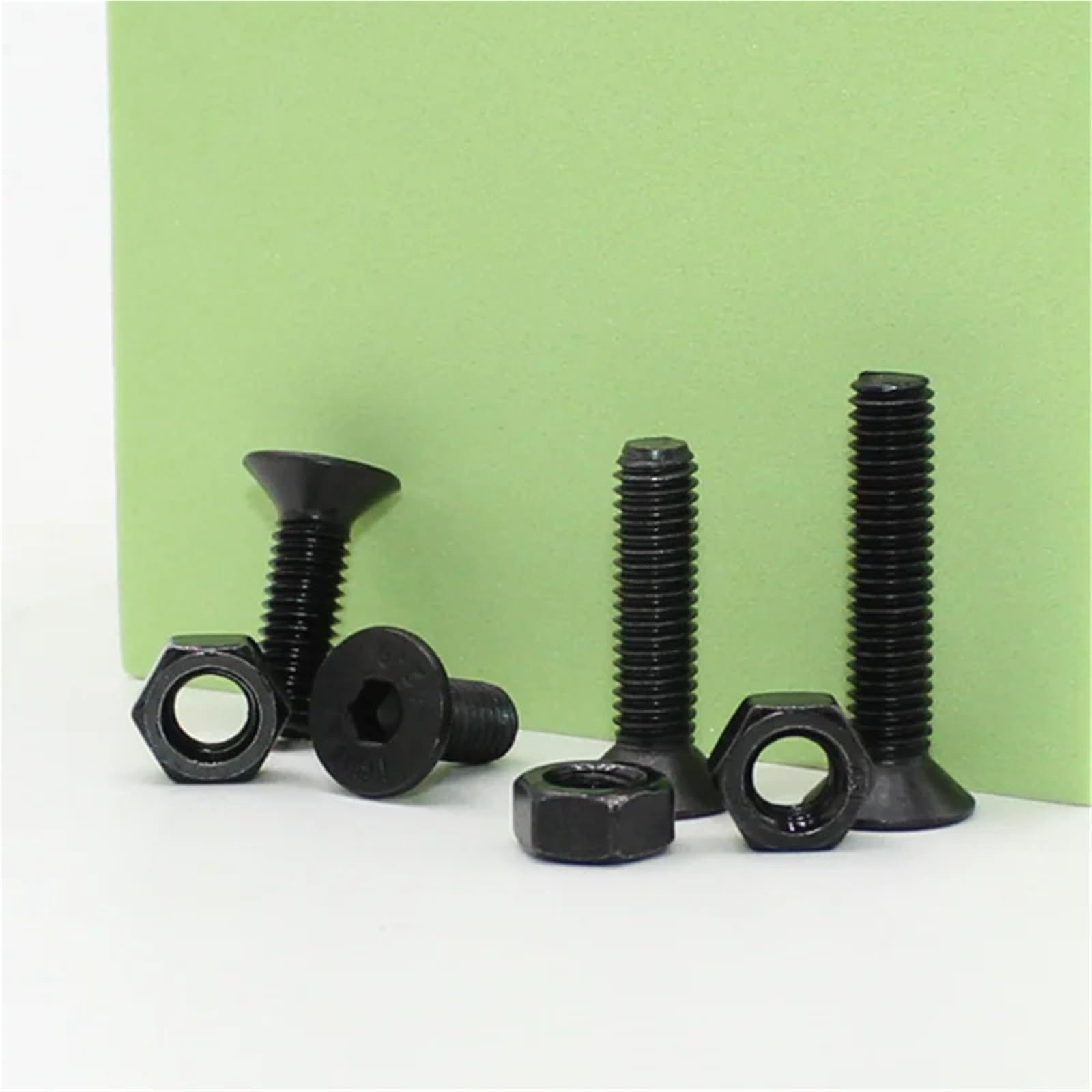 Schrauben Set Senkkopf-Flachkopf-Sechskantschrauben-Muttern-Set M2 M3 M4 M5 M6 Sechskant-Innensechskant-Senkkopf-Inbusschraube der Güteklasse Schwarz(M5 (242pcs))