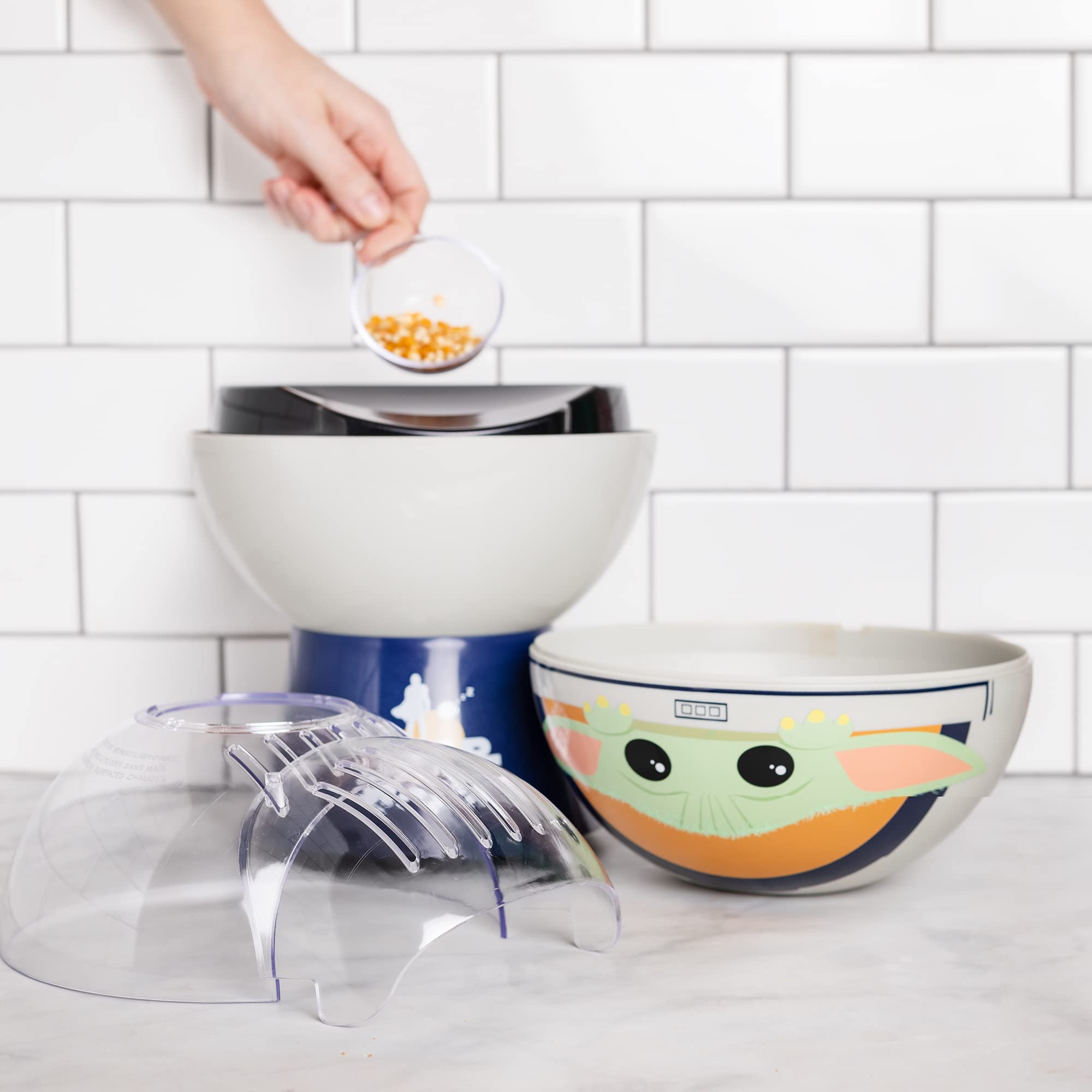 Uncanny Brands Star Wars R2D2 Popcorn Maker- Fully Operational Droid Kitchen Appliance