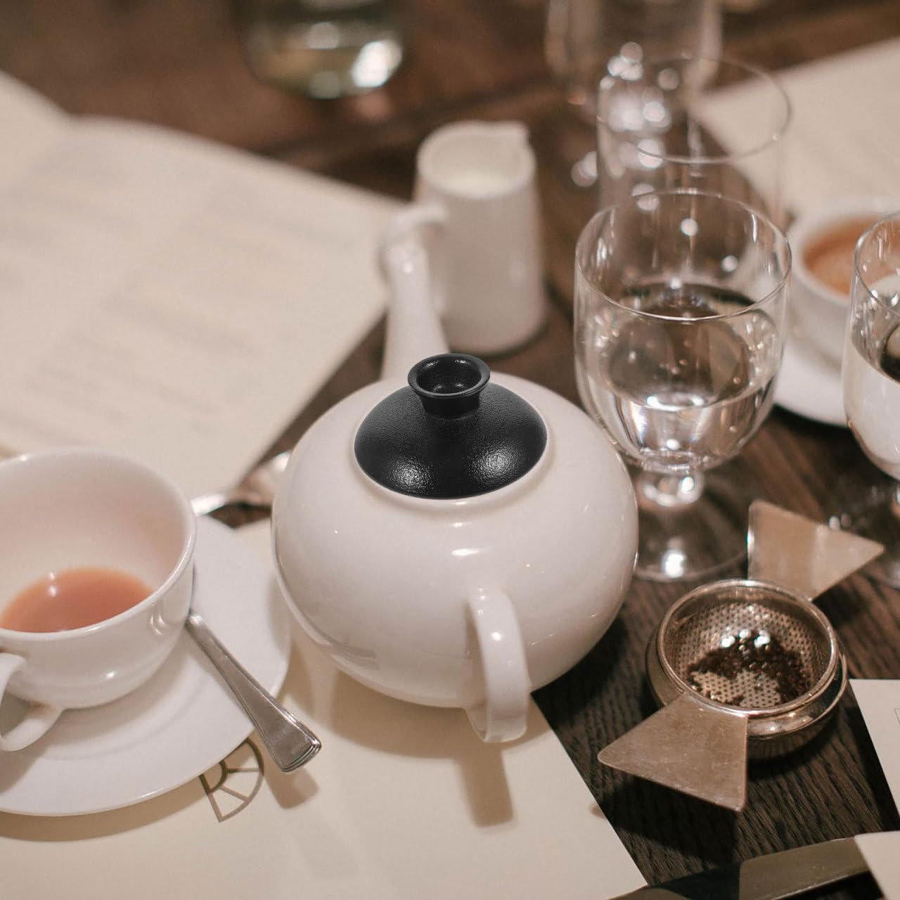 Tapa de Cerámica Negra para Taza de Té y Tetera Cubierta de Repuesto Resistente al Calor Accesorio Universal para Mantener el Aroma y la Temperatura - Diseño Elegante para Hogar y Oficina