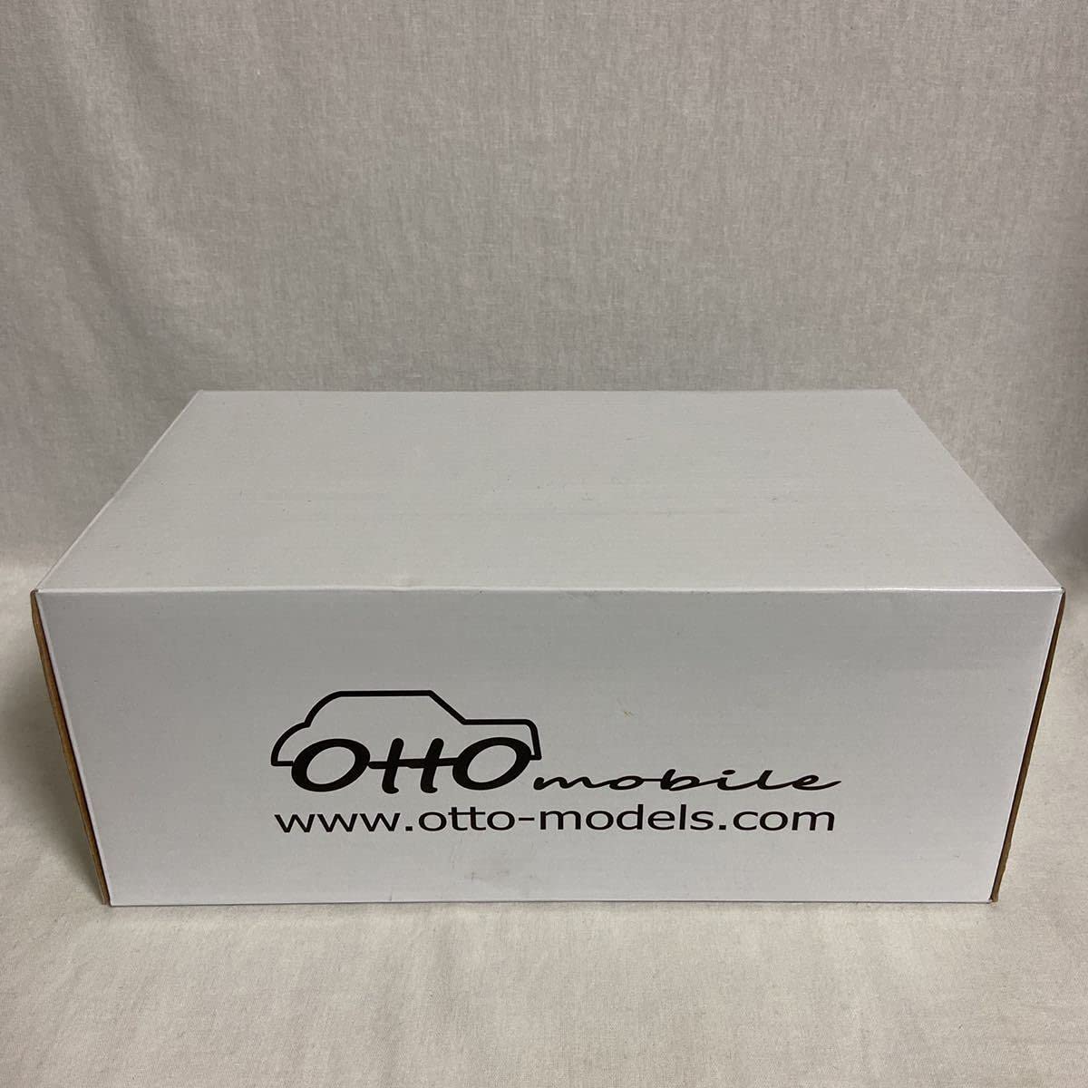 OTTO 1/18 メルセデスベンツE500 LIMITED ミニカー シルバー OTTO 1/18 メルセデスベンツE500 LIMITED ミニカー シルバー