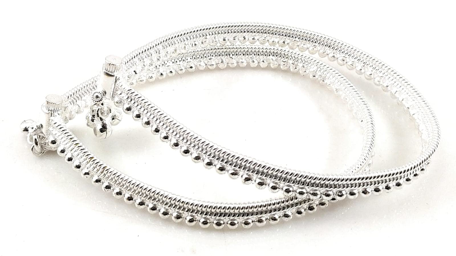 See full amazon price history chart for CM FASHIONS Thin Size Silver Plated Stylish Kolusu Ghungroo Silver Anklets for Women CM FASHIONS Thin Size Silver Plated Stylish Kolusu Ghungroo Silver Anklets for Women (B0BXXSCGG6) Amazon Price History, Amazon Price Tracker
