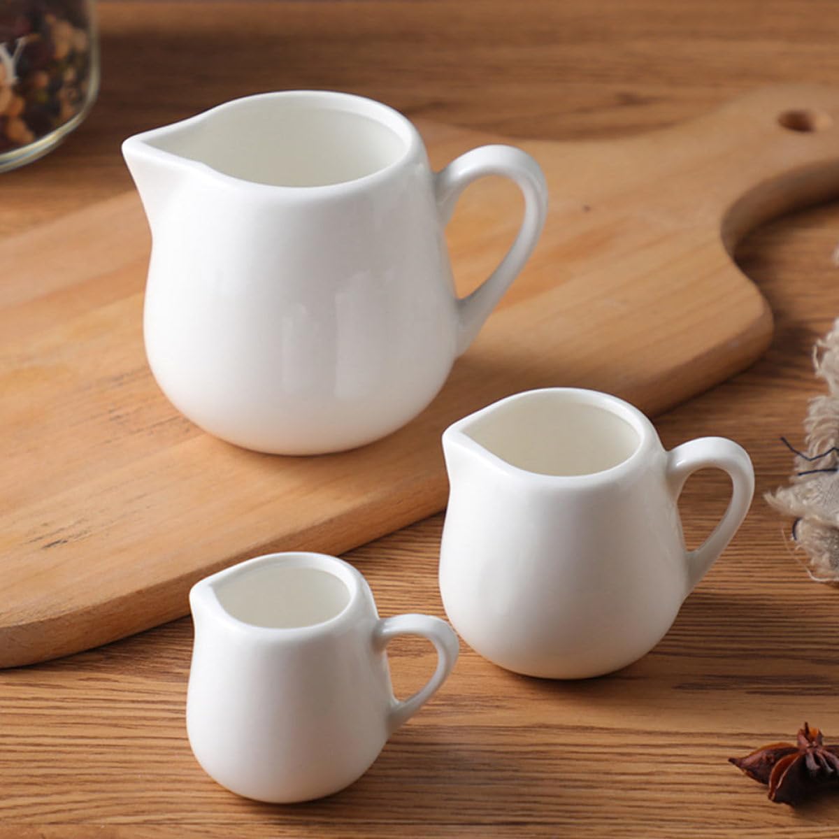 Keramik Milchkännchen Weiße Glatte Oberfläche Leicht zu Reinigen mit Griff 3 Stück 50ml und 100ml Kapazität für Westliche Restaurants und Hotels