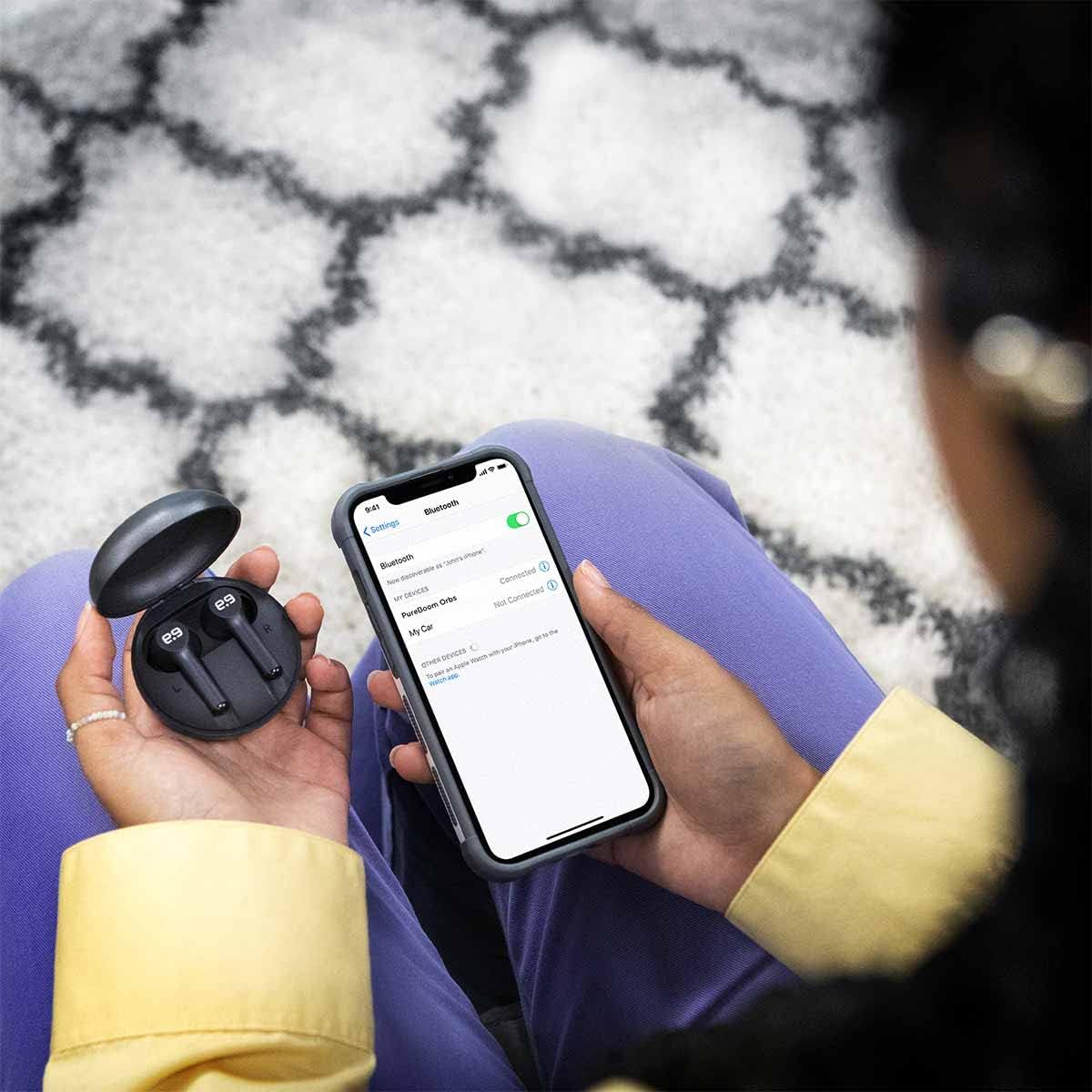 Pairing PureBoom Earbuds with a Smartphone