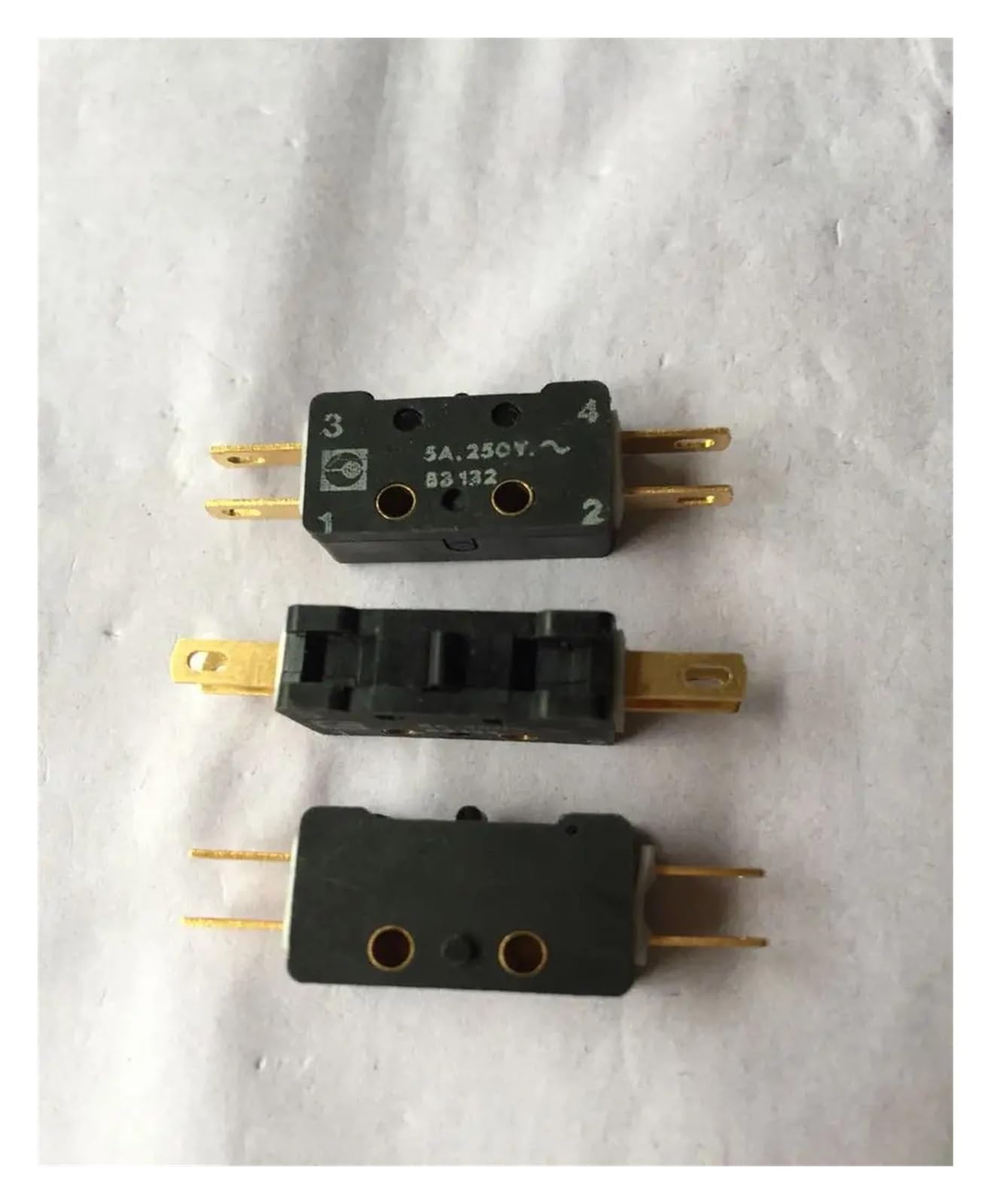 1 microinterruptor 83 132 5A 250V, interruptor de límite de cuatro patas chapado en oro